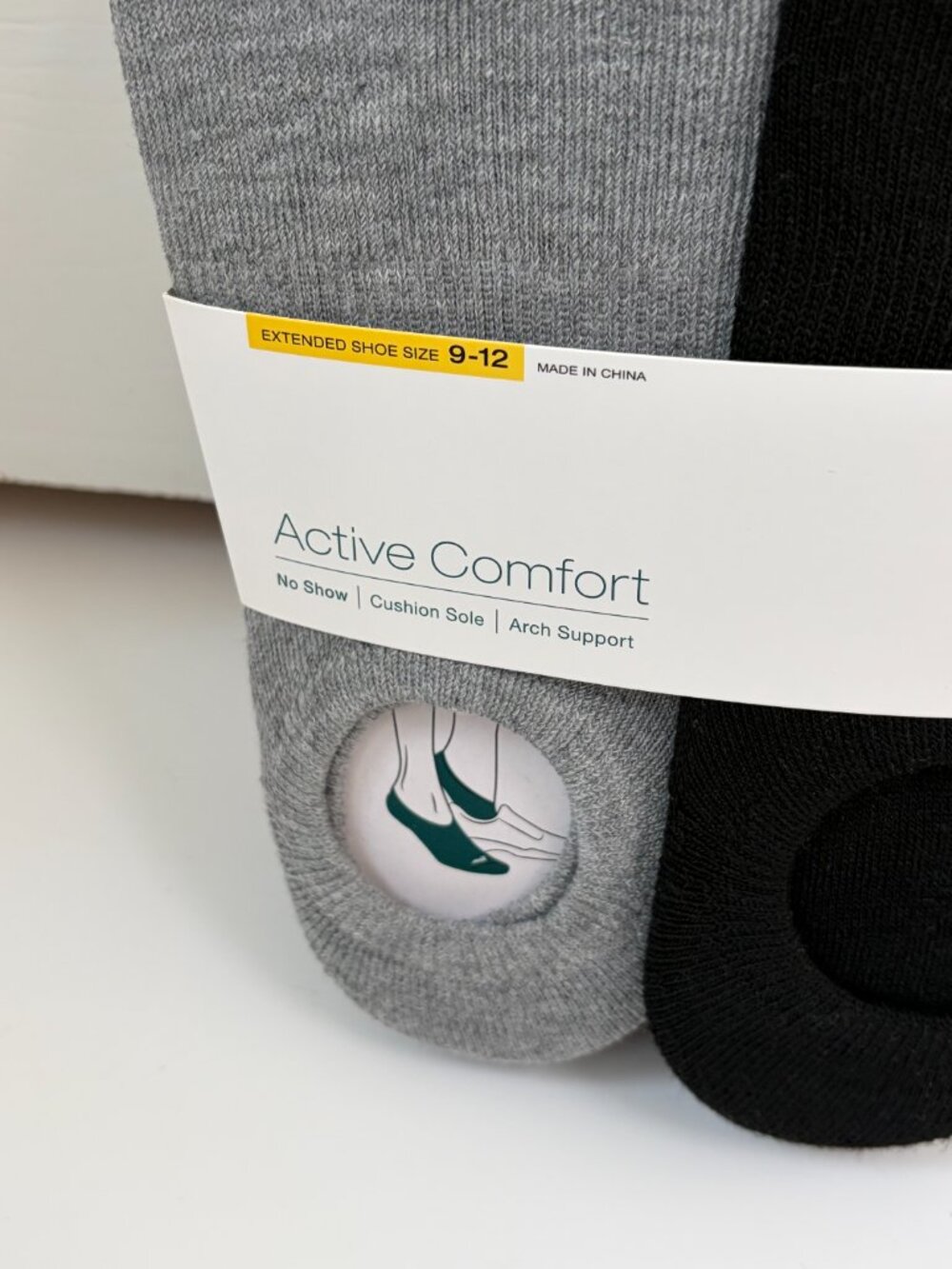 AVIA® Women's Performance Cushion No show, arch support socks - Picture 4 of 4
